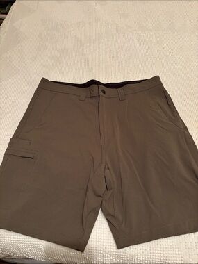 Men's Performance Cargo Shorts in Gray